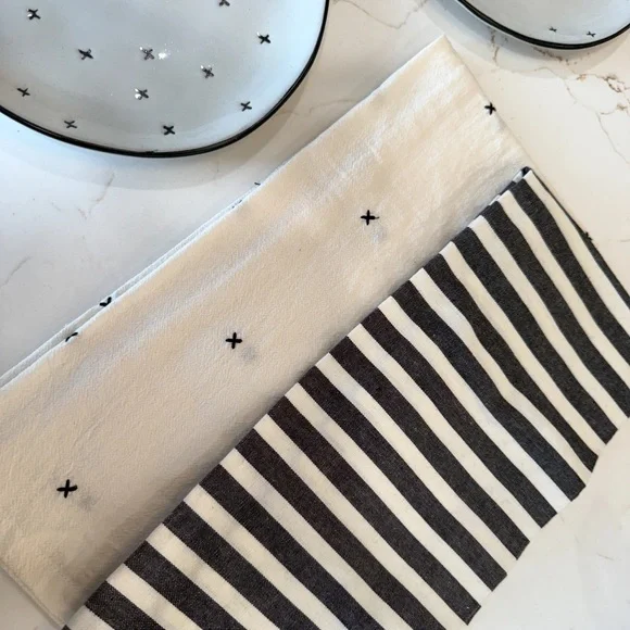 NWT Cotton Hearth & Hand Black and White Patterned Towel Set - Picture 4 of 5
